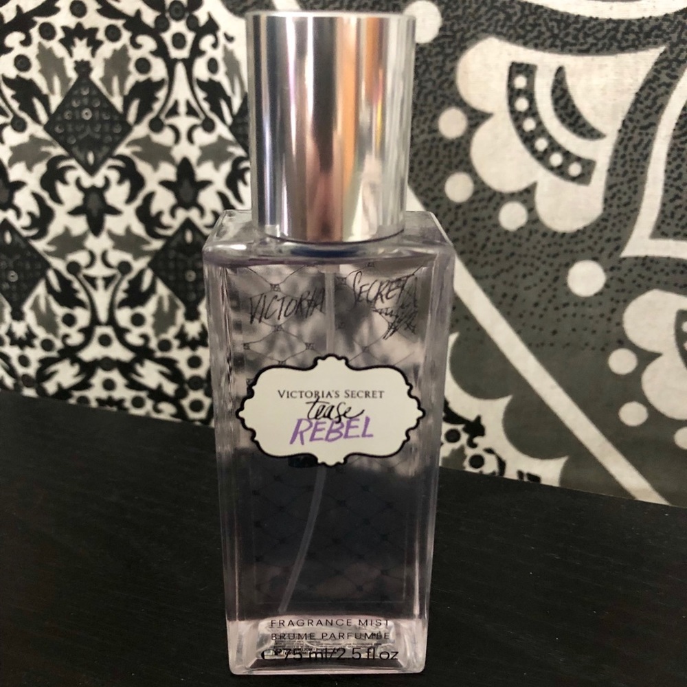 Victoria’s Secret Tease Rebel Fragrance Mist